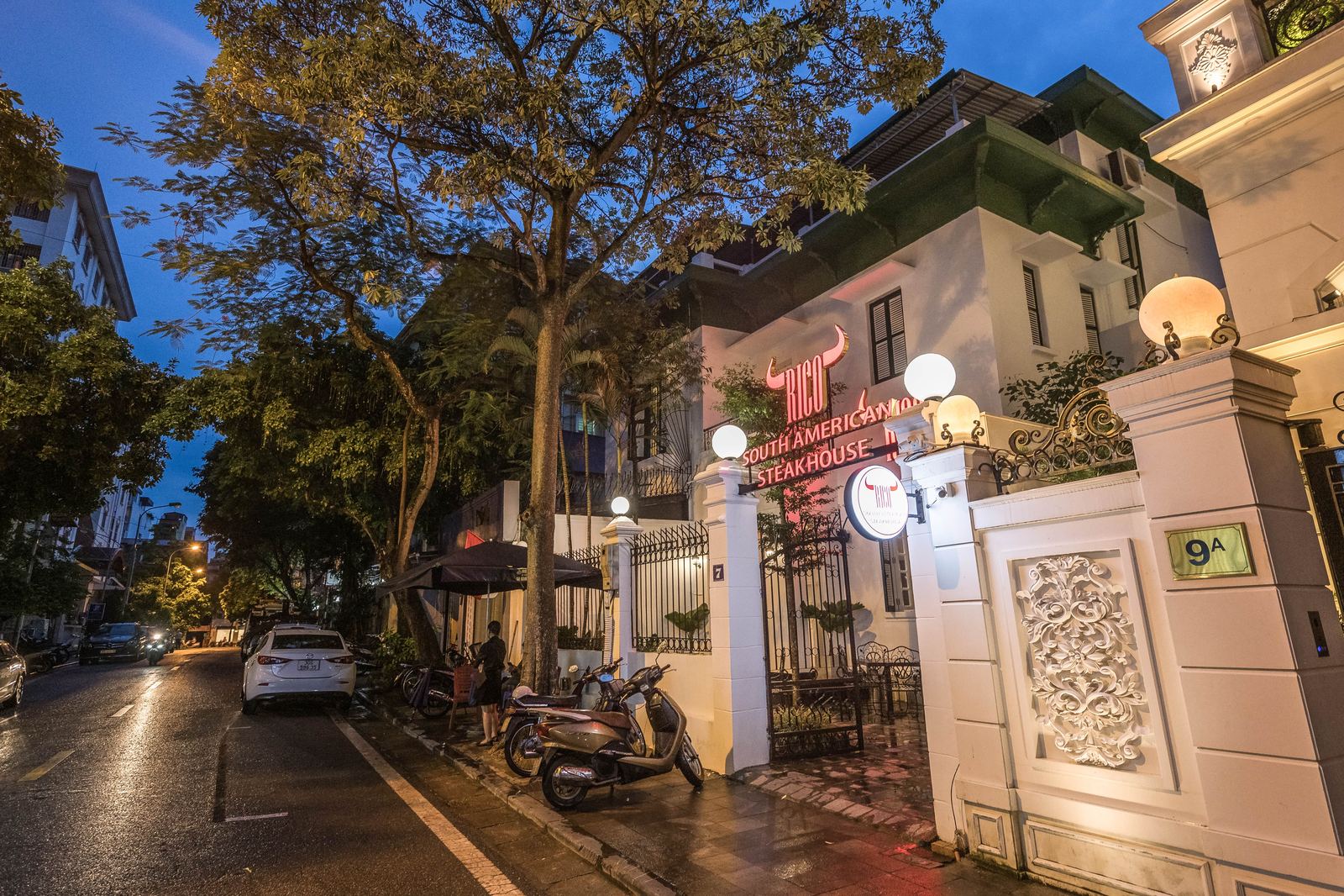 Một biệt thự mang lớp thời gian riêng